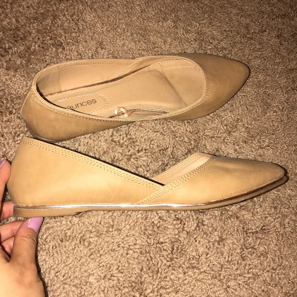 Nude flats